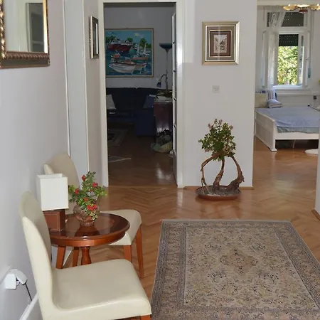 Leona Apartment Opatija