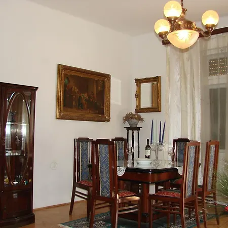 Apartman Leona